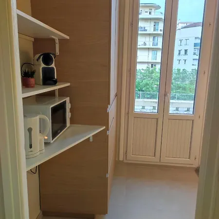 Apartment Les Vignes - 25m2, Clim, Parking, Proche Centre Et Transport Antibes